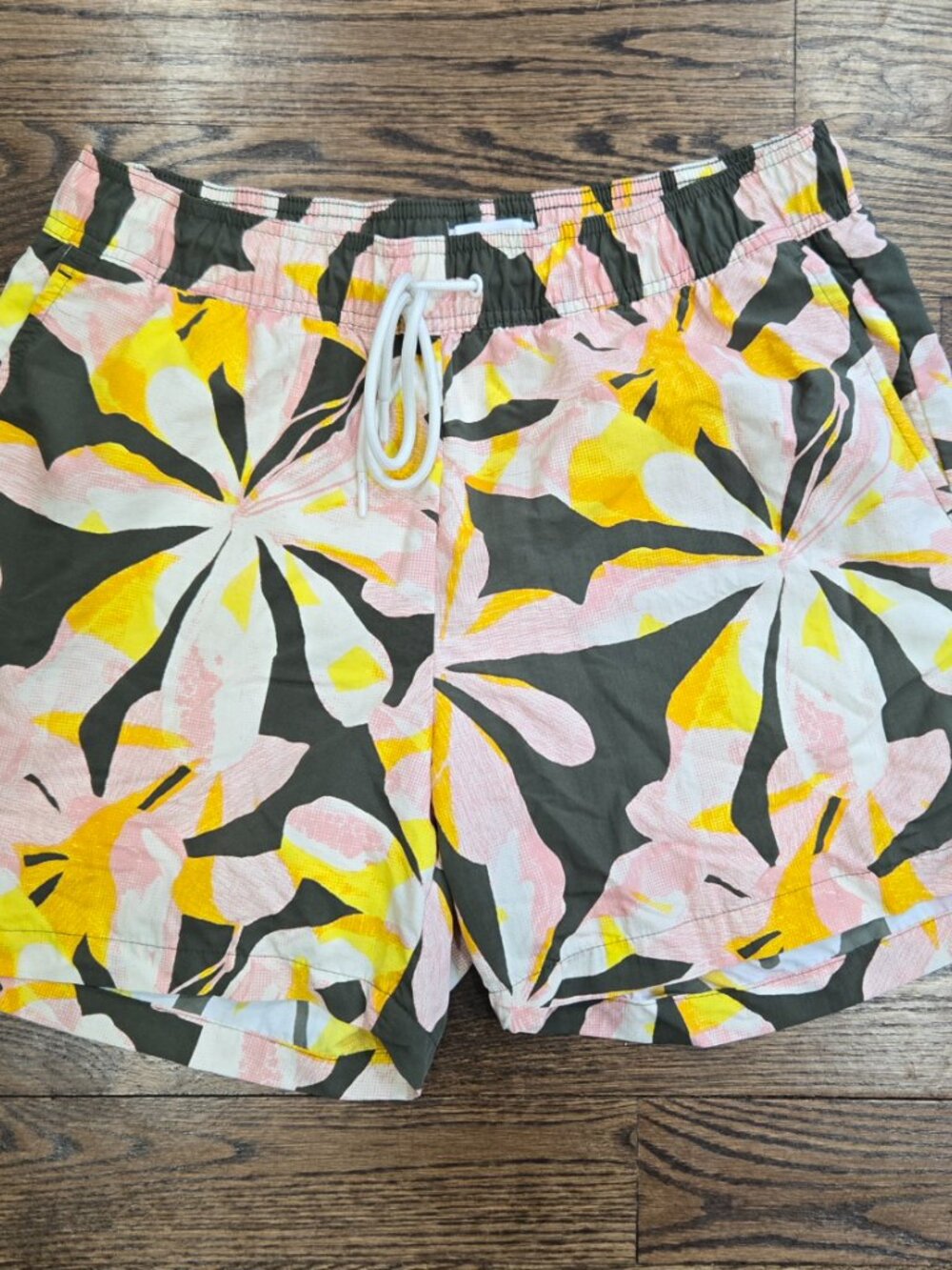 Mode of One Tropical Swim Trunks Men's Large Floral Swim Shorts Lined